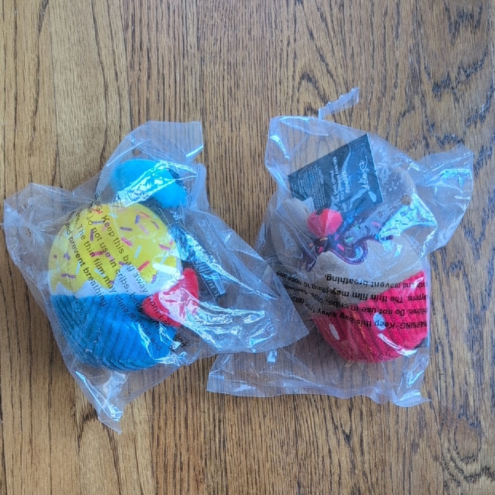 NWT Set Of 2 Squeaky Plush Dog Toys Mickey Mouse And Donald Duck Cupcake Dog Toy
